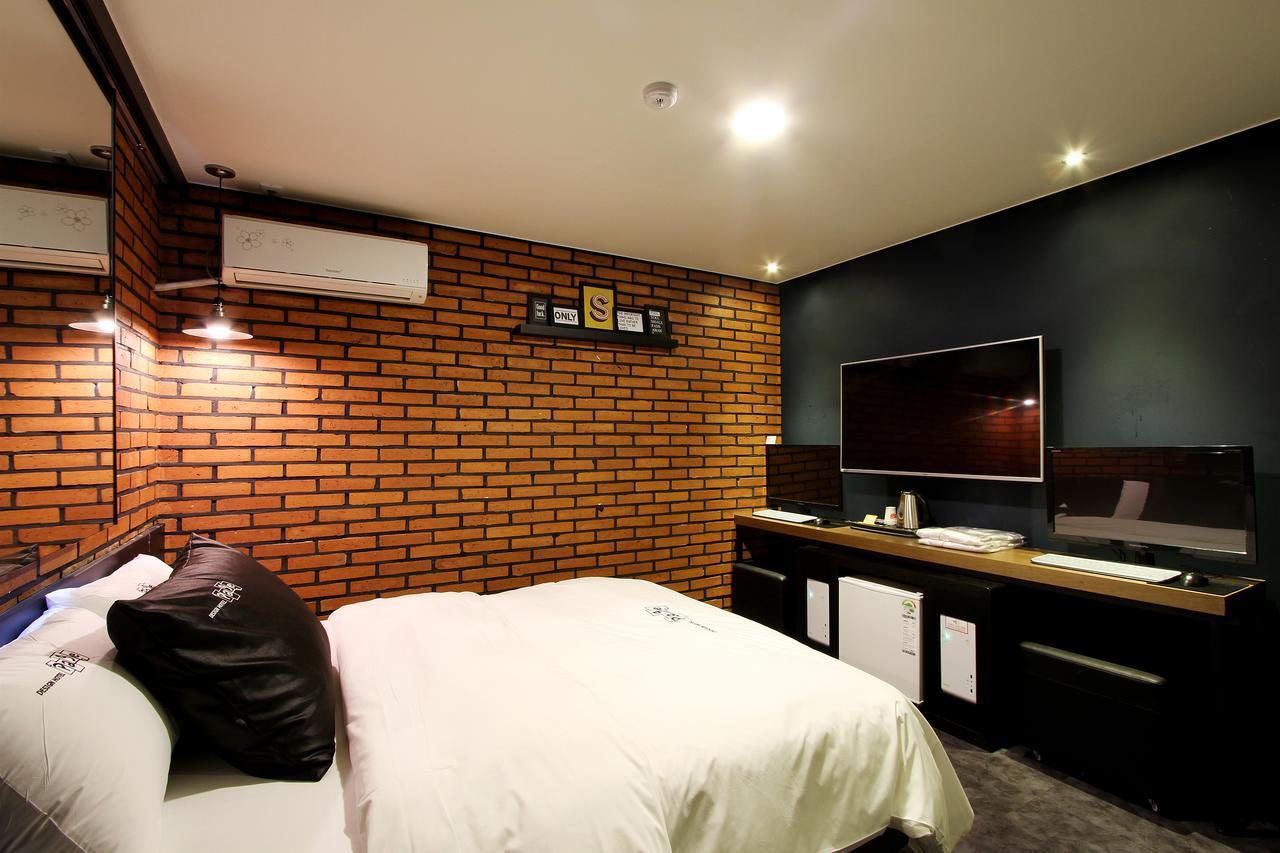 Daejeon Page Hotel Exterior foto
